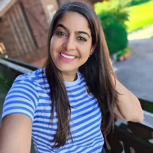 Anisha Dixit 